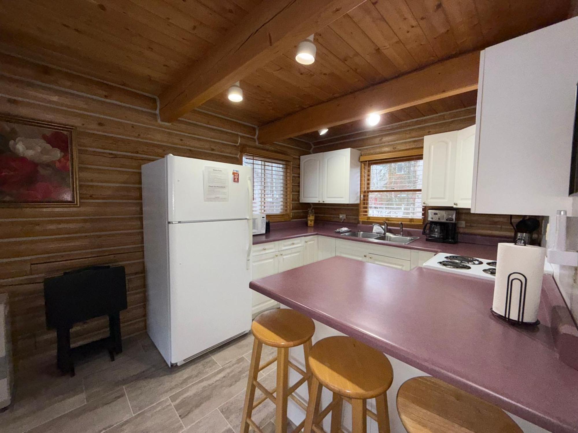 Talkeetna Log Cabin With Hot Tub Unit 2 Eksteriør billede