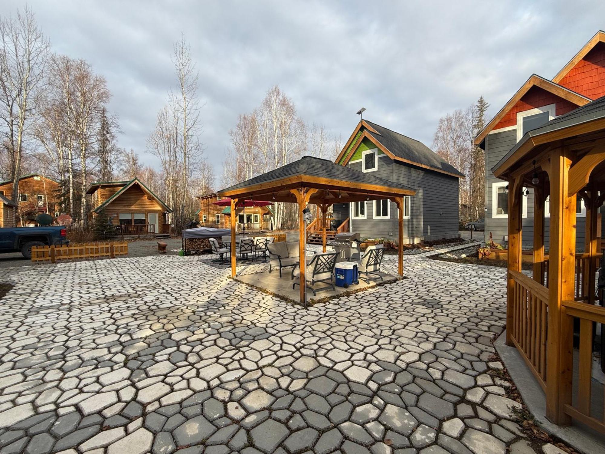 Talkeetna Log Cabin With Hot Tub Unit 2 Eksteriør billede