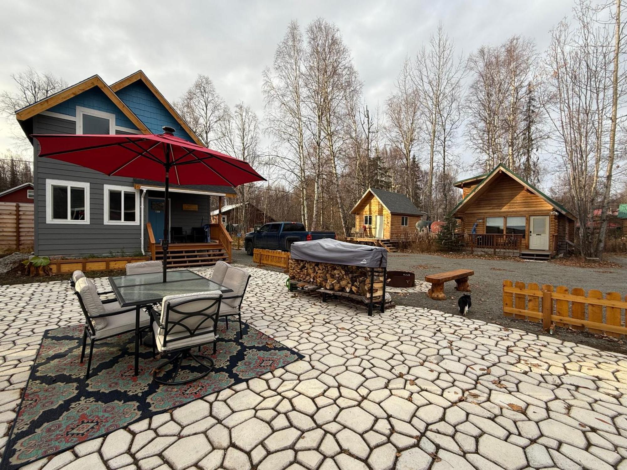 Talkeetna Log Cabin With Hot Tub Unit 2 Eksteriør billede
