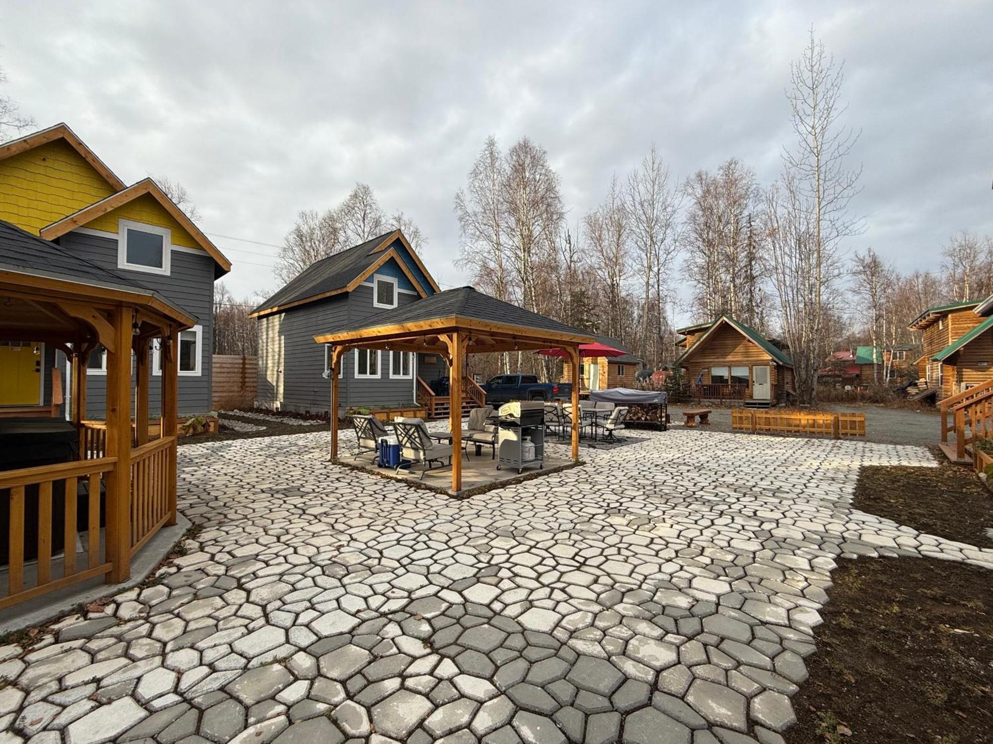 Talkeetna Log Cabin With Hot Tub Unit 2 Eksteriør billede