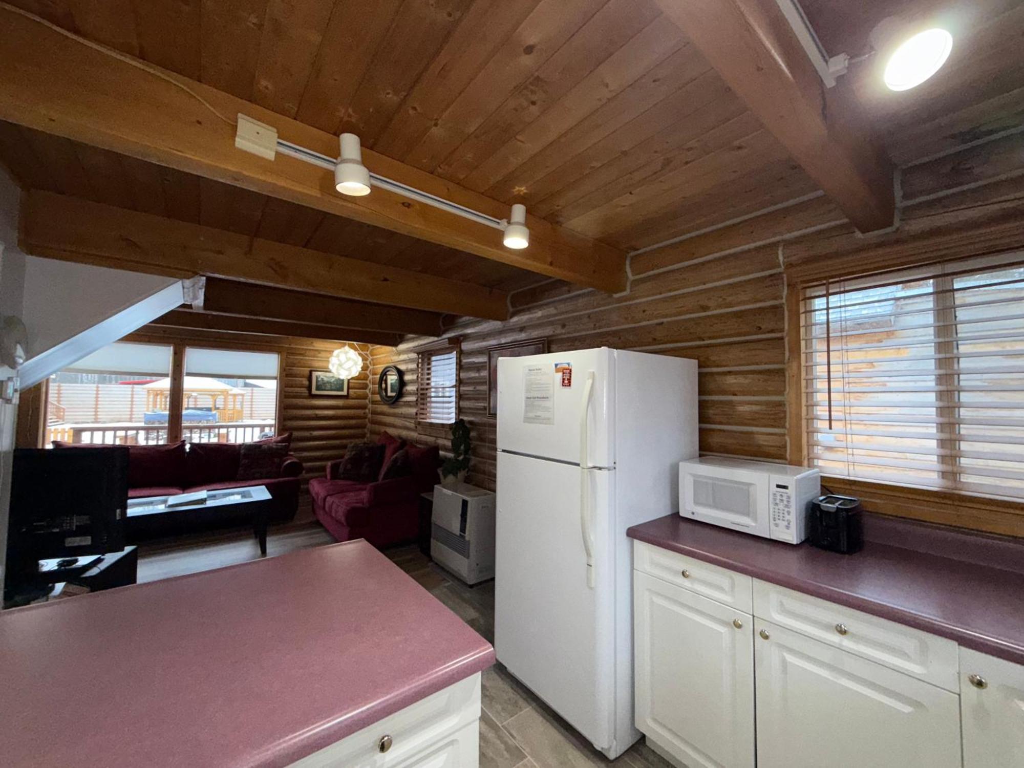 Talkeetna Log Cabin With Hot Tub Unit 2 Eksteriør billede