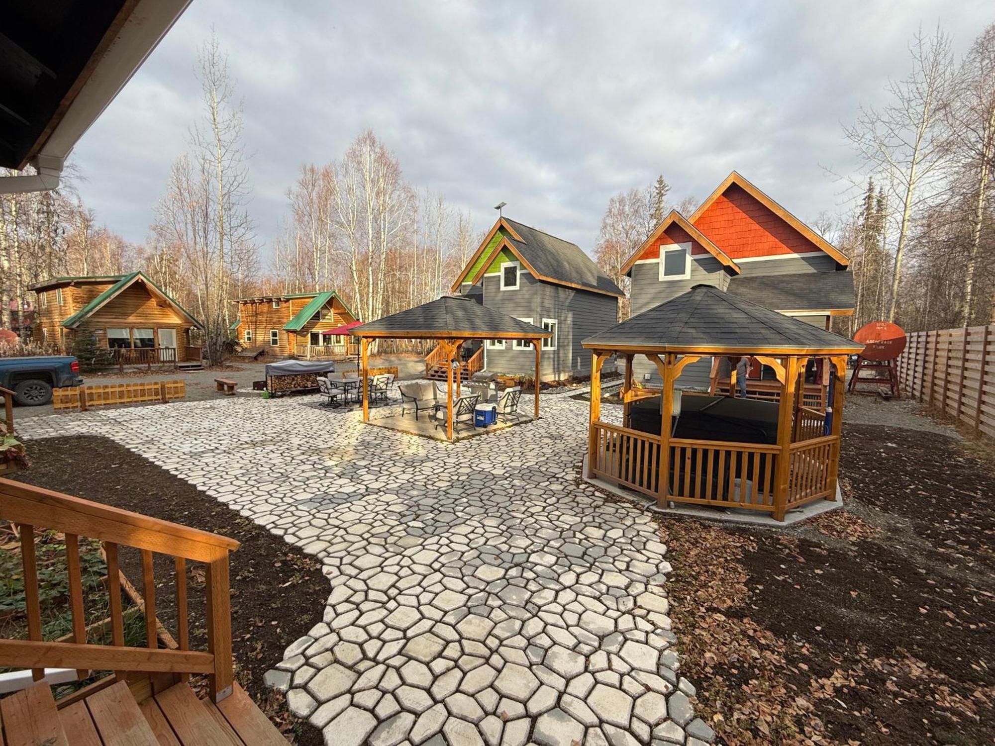 Talkeetna Log Cabin With Hot Tub Unit 2 Eksteriør billede